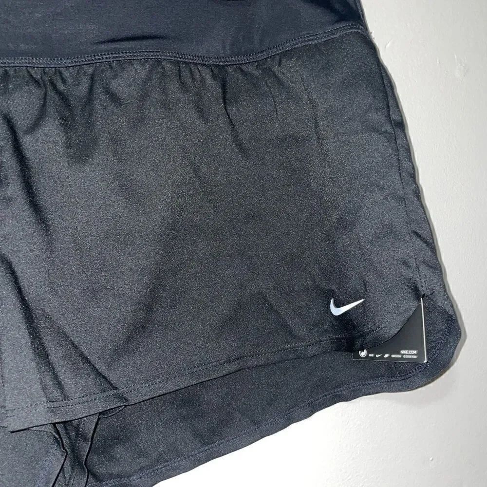 Nike  shorts - Picture 3 of 6